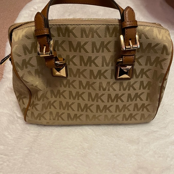 NWT MK Grayson Satchel